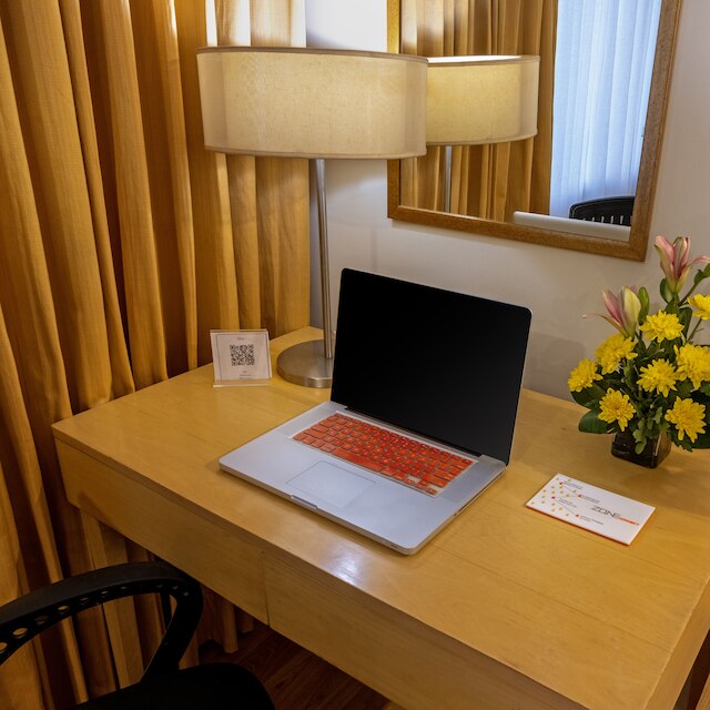 ゾーン・コネクト・バイ・ザ・パーク・サケット・ニューデリー