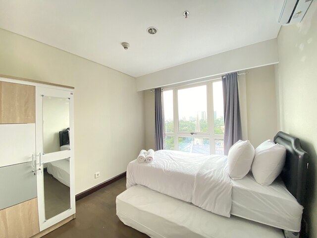 スペーシャス 2 ベッドルRム アパートメント  アット エル ロイヤル ニア ビップ