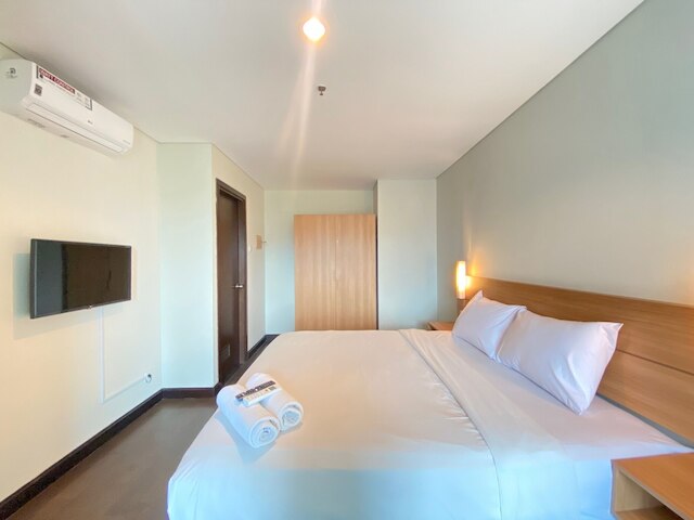 スペーシャス 2 ベッドルRム アパートメント  アット エル ロイヤル ニア ビップ