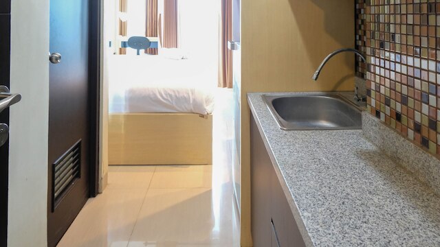 ストラテジック アンド コージー スタジオ アット タマンサリ パピリオ  アパートメント