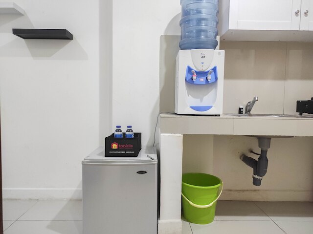 ナイス アンド コージー スタジオ アット ヴィダ ビュー マカッサル  アパートメント