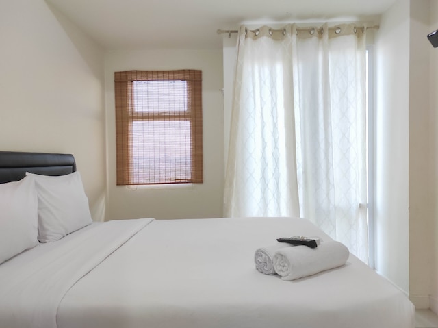 ナイス アンド コージー スタジオ アット ヴィダ ビュー マカッサル  アパートメント