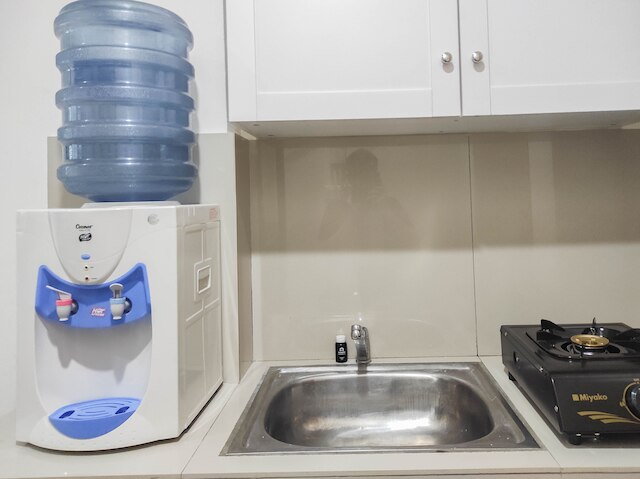 ナイス アンド コージー スタジオ アット ヴィダ ビュー マカッサル  アパートメント