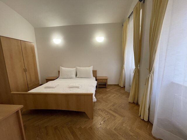 ホワイト・スワン・ブティック・アパートメンツ