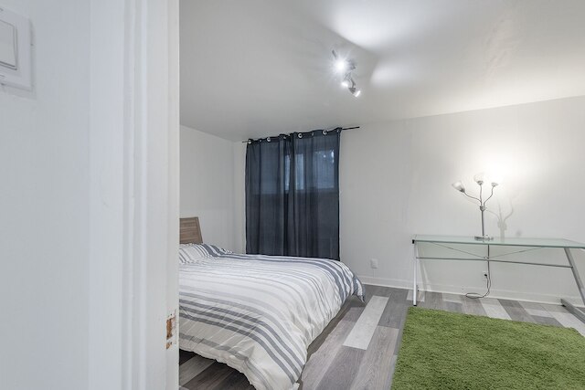 ダウンタウンの中心にある1BR APT