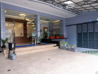 ユフィ・シャリアホテル