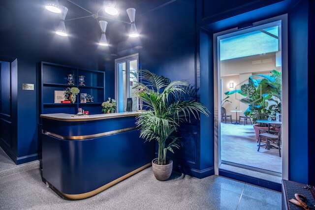 ツリー チャーム アウグスト ブティック ホテル