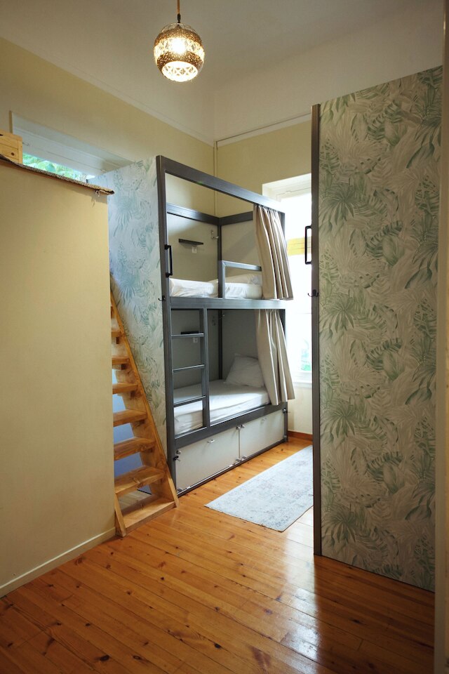 バルー・ホステル