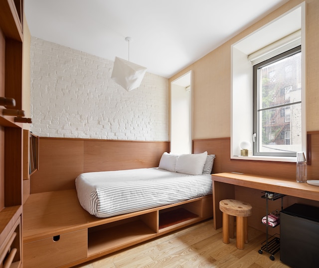 アンタイトル・アット3フリーマンアレー