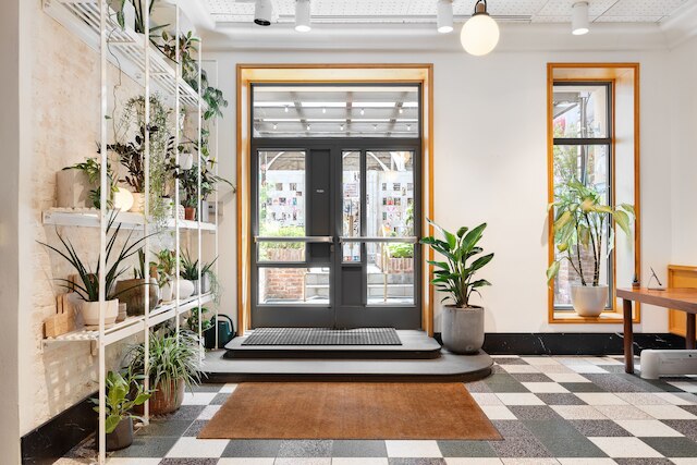 アンタイトル・アット3フリーマンアレー