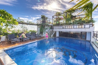 ジェイド・シーン・ホテル