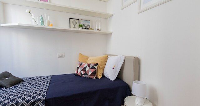 JOIVY ラブリー フラット フォー 5 クローズ トゥ スフォルツェスコ キャッスル