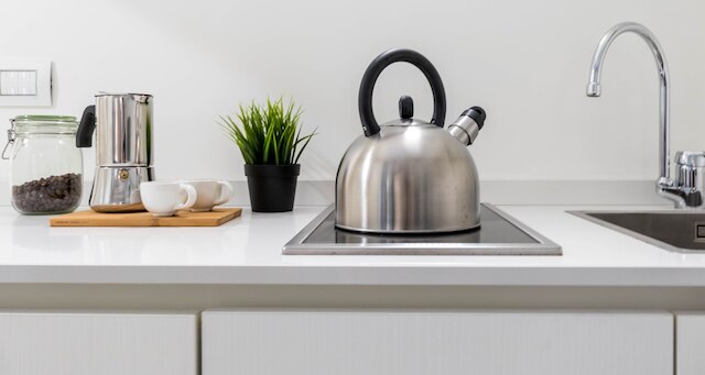 JOIVY スーパーブ スタジオ フォー 2, 10ミニッツ フロム ドゥオーモ