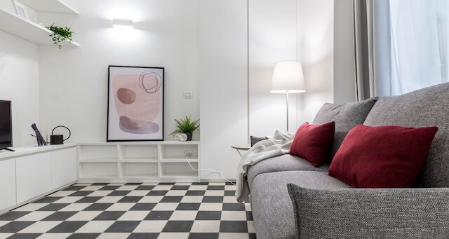 JOIVY スーパーブ スタジオ フォー 2, 10ミニッツ フロム ドゥオーモ