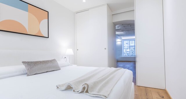 JOIVY フルコリーナ ブレラ シック アパートメント ニア ザ ロイヤル パレス