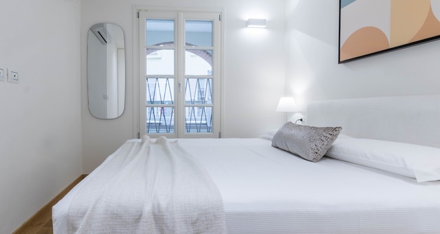 JOIVY フルコリーナ ブレラ シック アパートメント ニア ザ ロイヤル パレス