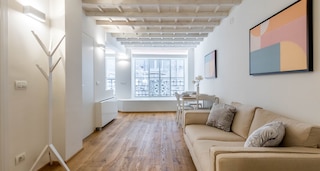 JOIVY フルコリーナ ブレラ シック アパートメント ニア ザ ロイヤル パレス