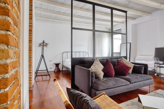 JOIVY スーパーブ スタジオ イン ザ センター オブ ミラン