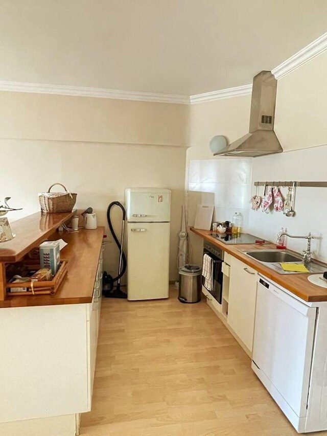 ウィーン クリスマス マーケット ルーフトップ ドールハウス フォー カップル