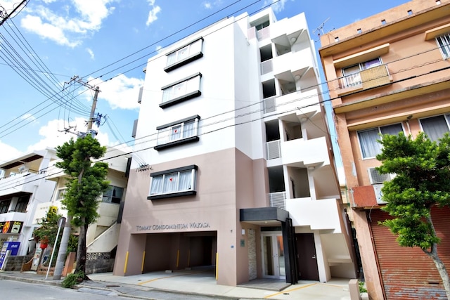 TOMMY CONDOMINIUM WAKASA 301