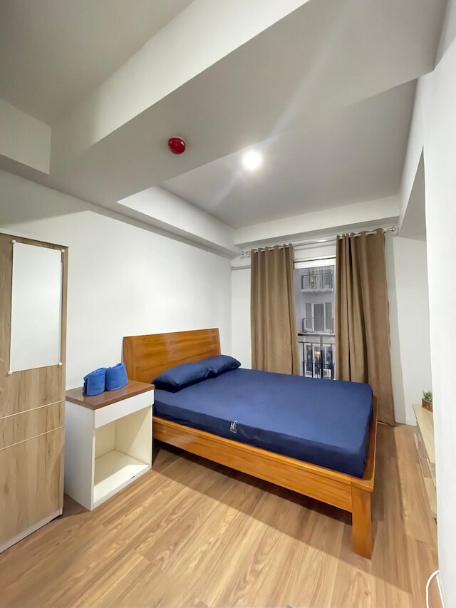 ハイ・リビン・アパートメント・アジア・アフリカ