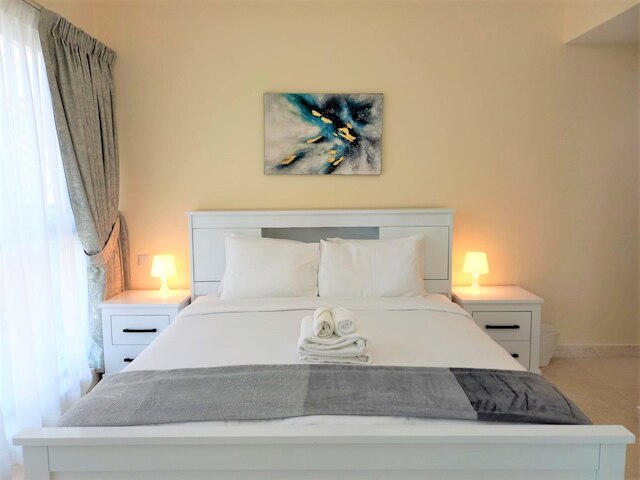 スタニング 1ベッドルーム ウィズ バルコニー イン ビジネス ベイ