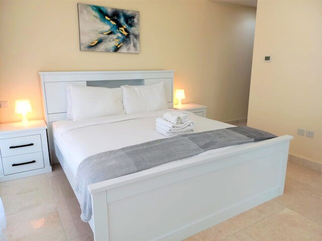 スタニング 1ベッドルーム ウィズ バルコニー イン ビジネス ベイ