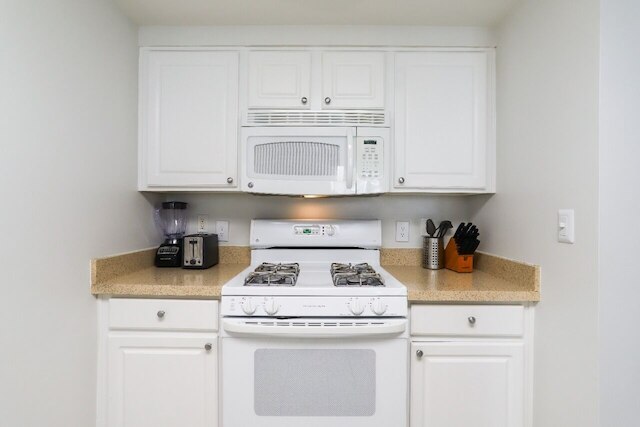 コージー2ベッドルームコンドボールストン