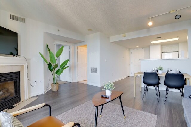 コージー1ベッドルームコンドボールストン