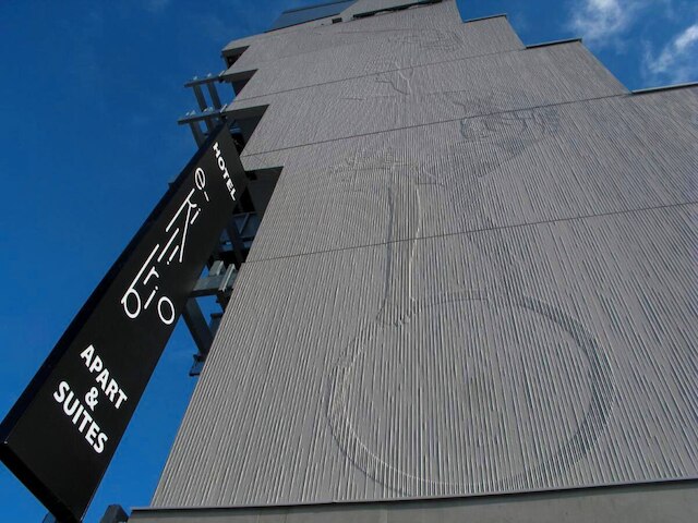 エ キリブリオ ホテル & アパートスイーツ