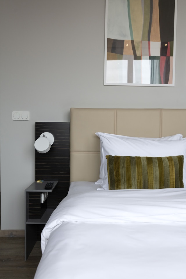 ヌマ プラハ ポイズ