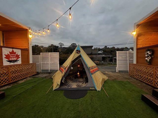 Glamping Village Leaf