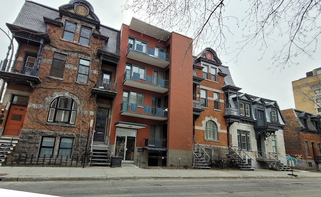 マイ・スタジオ・モンtréal - ギルボー