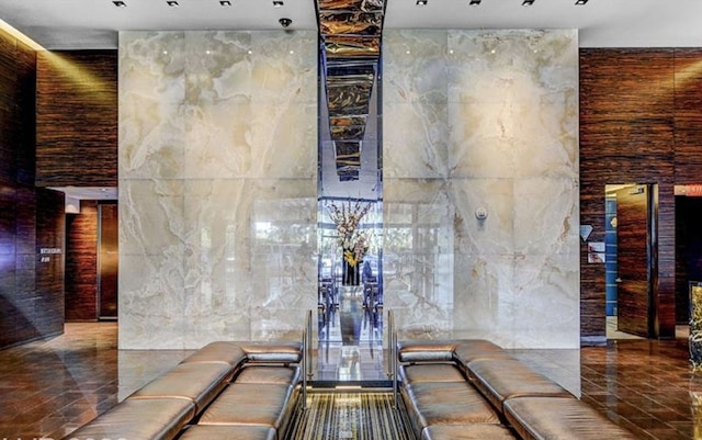 パームス プレイス