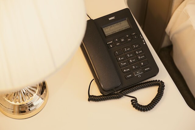 デカルブホテル