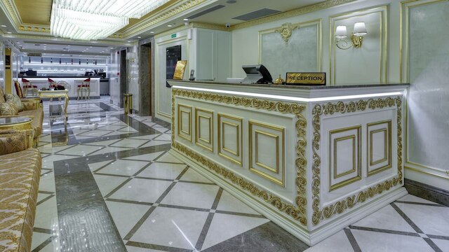 デカルブホテル