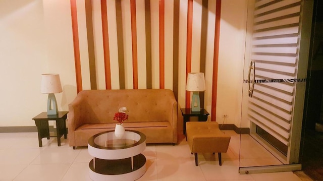 デルズ コンドテル アクロス NAIA ターミナル 3