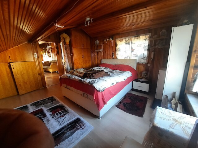 アイデミール アパート