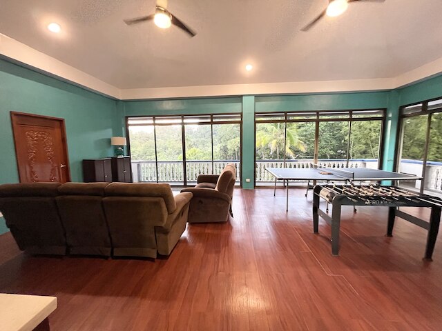 キプティバティン 1  ベッド ハウス イン コロル