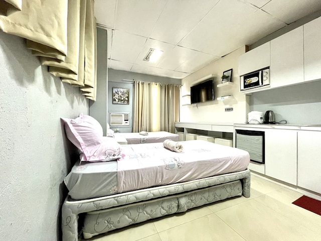 スーパー OYO 910 サバイディー スイート