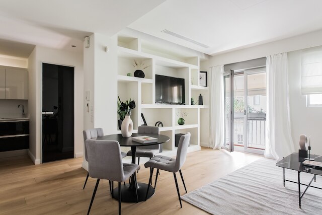 ストライキング1BRアパートメントinコロナキB