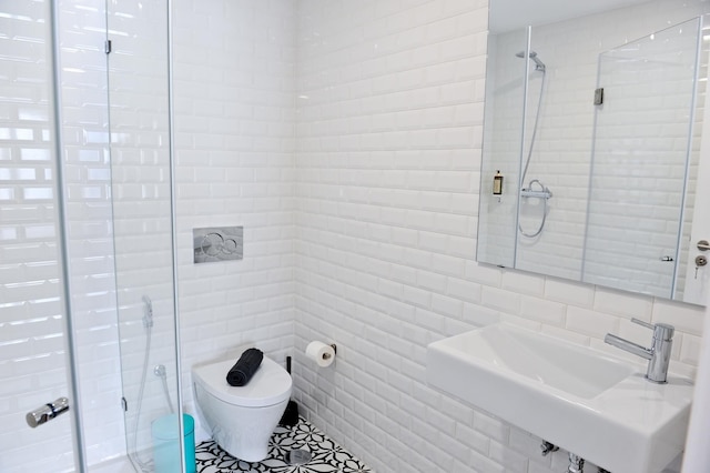 アペロール リスボン エスケープ バイ ミーシャズ プレイス 2A