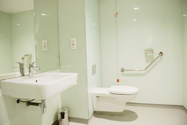 イージーホテル パリ ノール オーバーヴィリエ