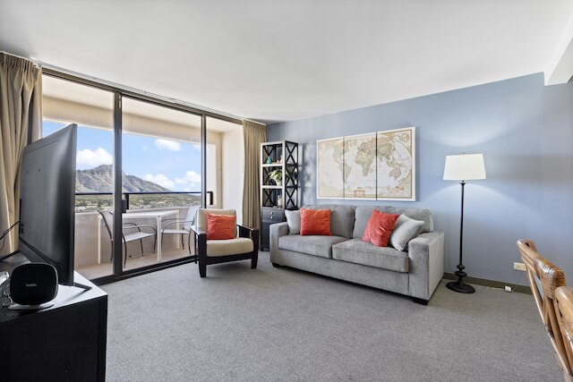 スペクタキュラー オーシャン & ダイヤモンドヘッドビュー 2 ベッドルーム コンド ウィズ フリー パーキング! バイ ココ リゾート バケーション レンタルズ