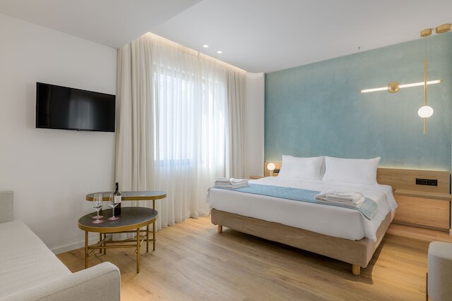 アクロポリスマゼンタ