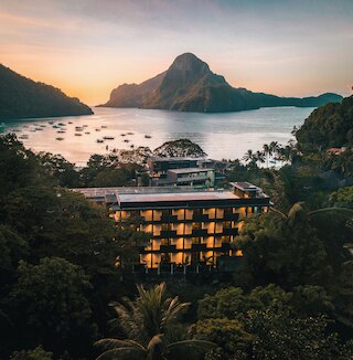 ザ・ファニー・ライオン・エル・ニド