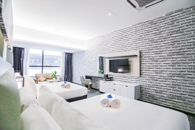 ファイブズホテルDNP