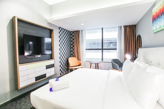 ファイブズホテルDNP