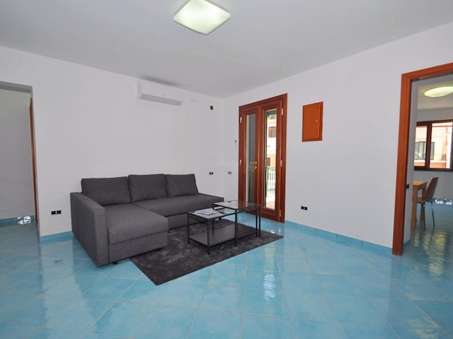 アパルタメント ア チタラ イD 722