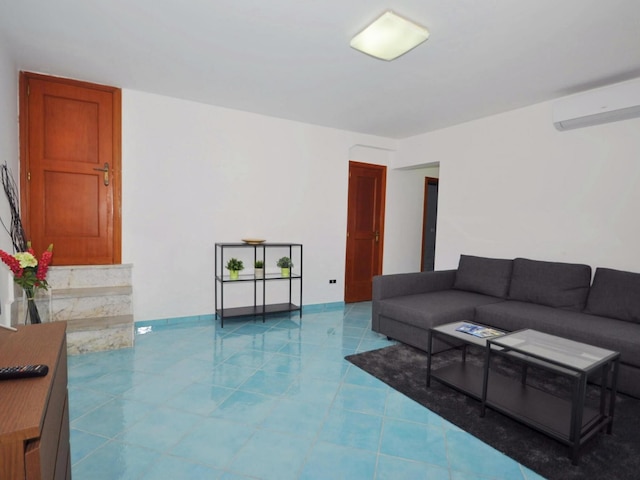 アパルタメント ア チタラ イD 722